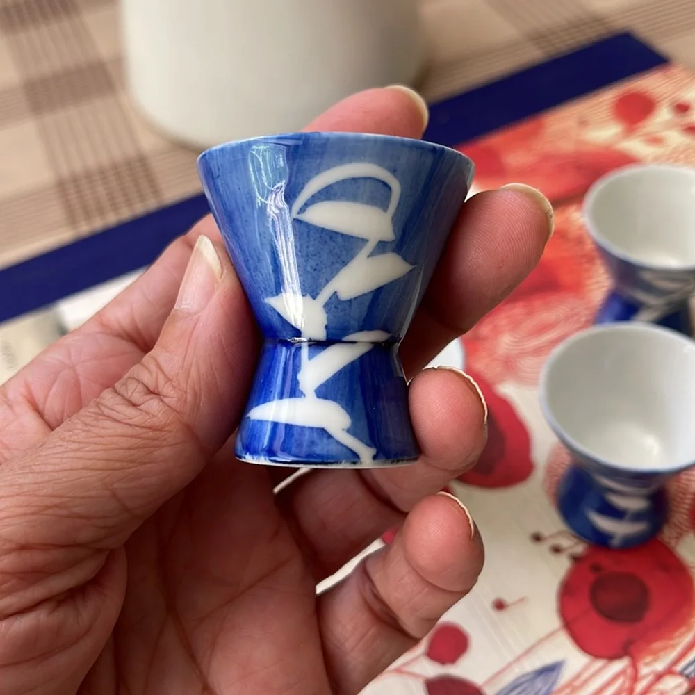 Set of 4 Japanese Porcelain Sake Cups Blue White Japan Calligraphy Motif